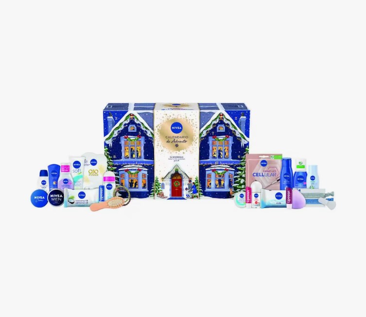 chollo NIVEA Calendario de adviento 2024 - Calendario de Navidad con 24 productos y accesorios sorpresa para tu cuidado