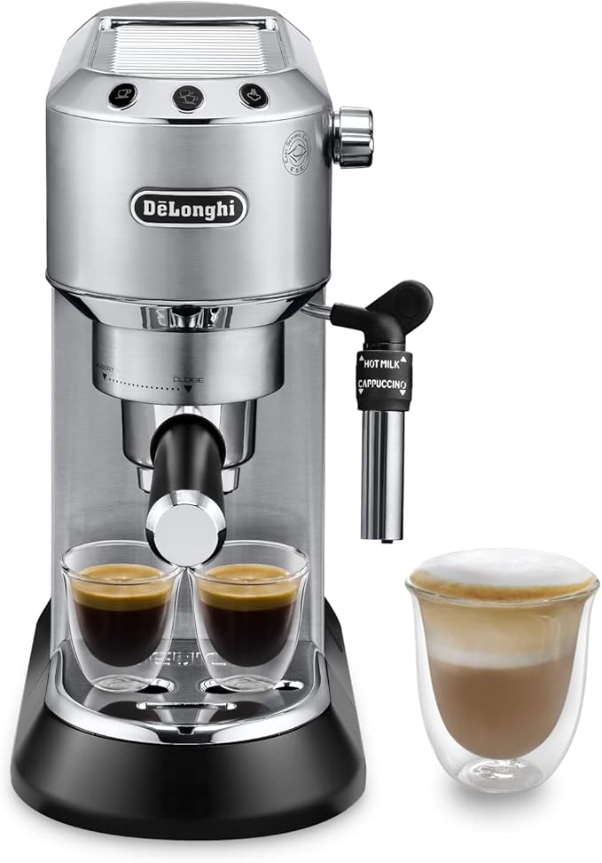 chollo DeLonghi Dedica - Cafetera de Bomba de Acero Inoxidable para Café Molido o Monodosis, Cafetera para Espresso y Cappuccino, Depósito de 1.3 Litros, Sistema Anti-goteo, EC685.M, Metal