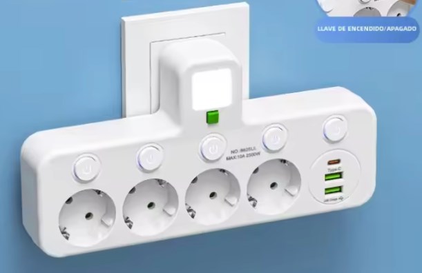 chollo Enchufe De Pared Multifuncional Con 4 Tomacorrientes Y 2 USB + 1 Tipo-C Enchufe EU Sin Cable Extensión Protección Contra Sobrecargas 2500W Máx